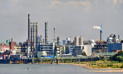 Chemische Industrie und Industrieparks – Aktuelle Themen und neue Entwicklungen im Umweltrecht Industrielandschaft